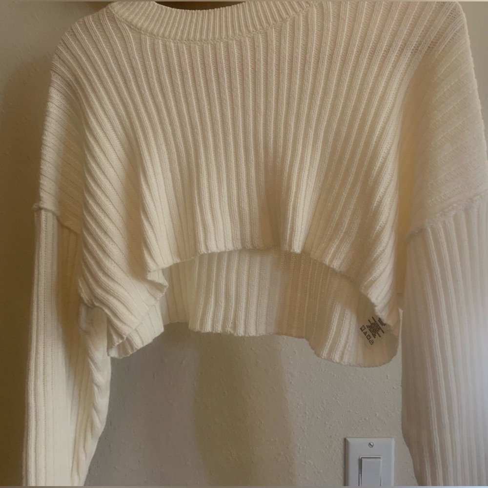 Aeropostale cream crop sweater